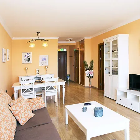 Appartamento Amazing Sea Views, Comfortable & Pool *